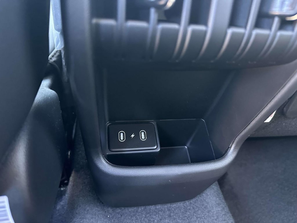 New 2026 Hyundai Kona Limited AWD/4WD image 11