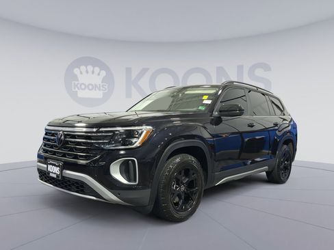 Used 2024 Volkswagen Atlas Peak Edition SEL AWD/4WD image 1