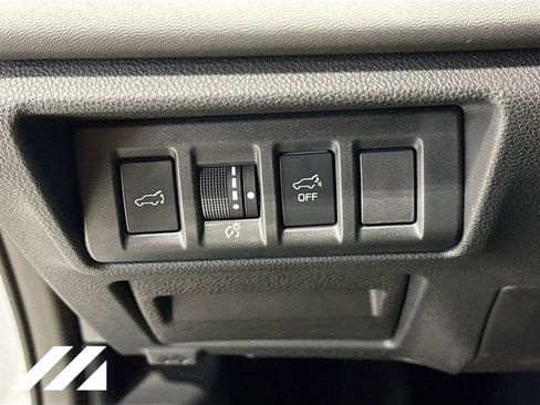 Certified 2023 Subaru Outback Limited AWD/4WD image 10