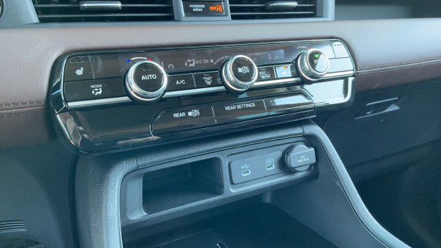 Used 2026 Honda Pilot Touring image 17
