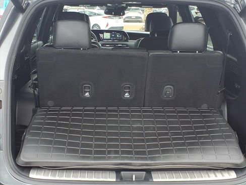 Used 2020 Hyundai Palisade Limited image 17