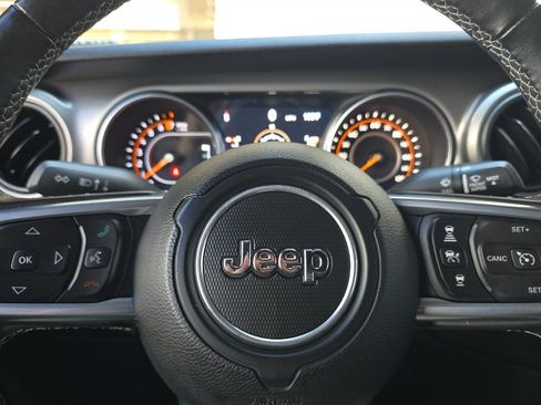 Used 2020 Jeep Gladiator Sport w/ Quick Order Package 24S AWD/4WD image 25
