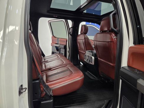 Used 2018 Ford F150 Platinum w/ Equipment Group 701A Luxury image 10