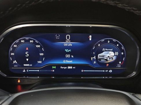 Certified 2024 Chevrolet Tahoe High Country w/ Premium Package image 17