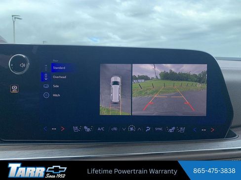 New 2026 Chevrolet Suburban High Country AWD/4WD image 24