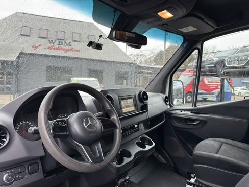Used 2019 Mercedes-Benz Sprinter 144 Cargo image 9