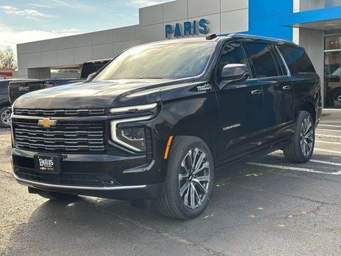 New 2026 Chevrolet Suburban High Country image 3