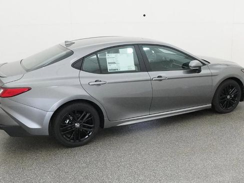 New 2026 Toyota Camry SE FWD image 13