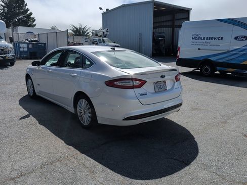 Used 2014 Ford Fusion Energi Titanium w/ Driver Assist Package FWD image 4