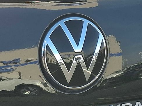 Used 2024 Volkswagen Jetta Sport image 30