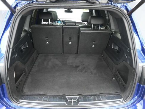 Used 2021 Mercedes-Benz GLB 250 w/ Premium Package image 23