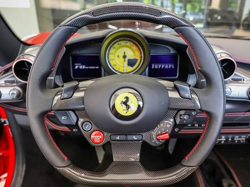 Certified 2022 Ferrari F8 Tributo RWD image 4