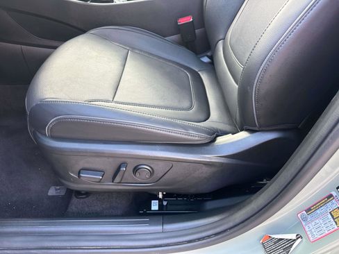 Used 2023 Hyundai Santa Cruz Limited image 15