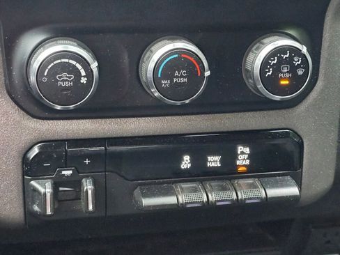 Used 2019 RAM 2500 Tradesman image 37