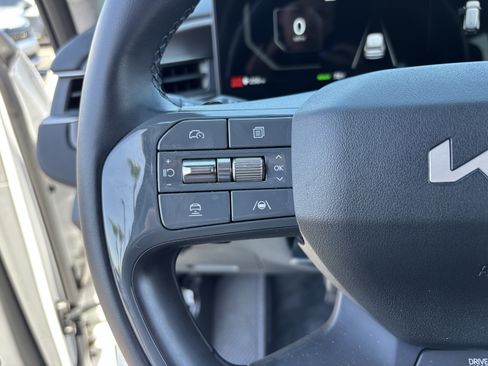 Certified 2026 Kia EV9 Light RWD image 26