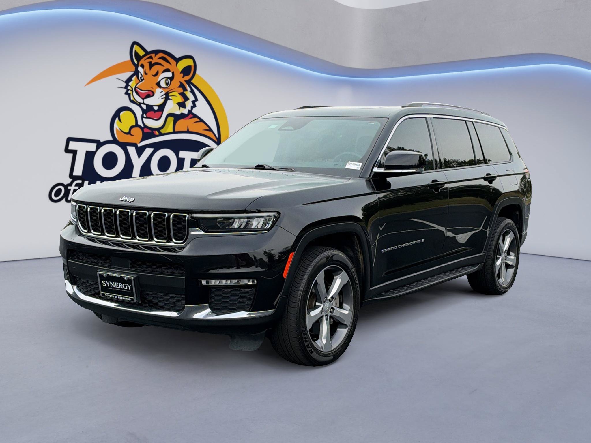 Used 2021 Jeep Grand Cherokee L Limited w/ Trailer Tow Group (B) AWD/4WD image 1