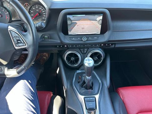 Used 2016 Chevrolet Camaro SS RWD image 12