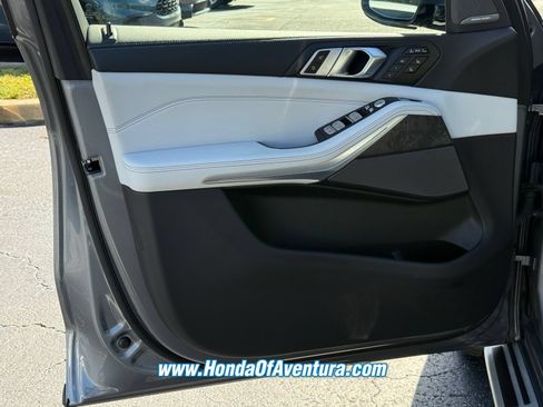 Used 2024 BMW X7 xDrive40i w/ Executive Package AWD/4WD image 23
