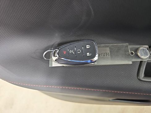 Certified 2024 Chevrolet Equinox RS w/ RS Leather Package AWD/4WD image 41