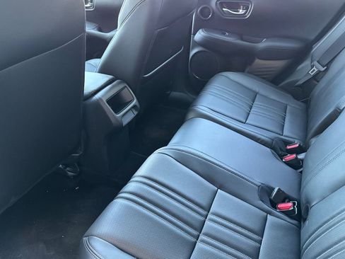 New 2026 Honda HR-V EX-L image 9
