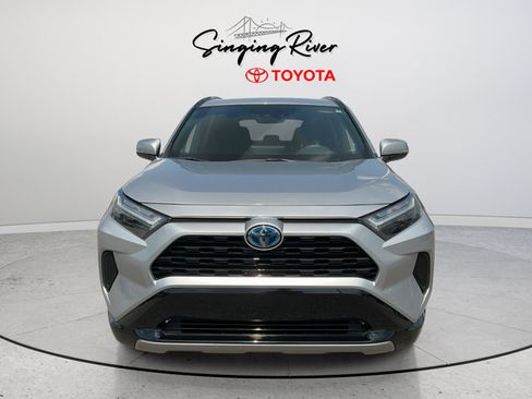 Used 2022 Toyota RAV4 SE w/ SE Grade Weather Package AWD/4WD image 2
