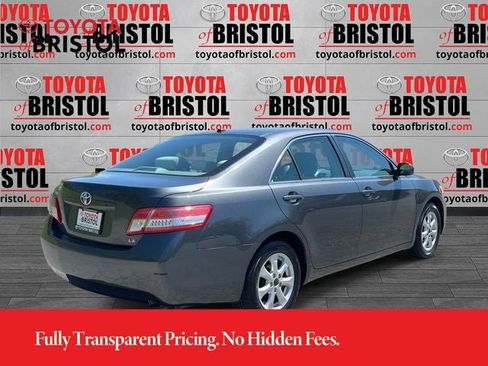 Used 2011 Toyota Camry LE w/ LE Extra-Value Pkg FWD image 3