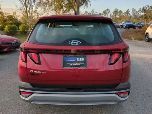 New 2026 Hyundai Tucson SE image 4