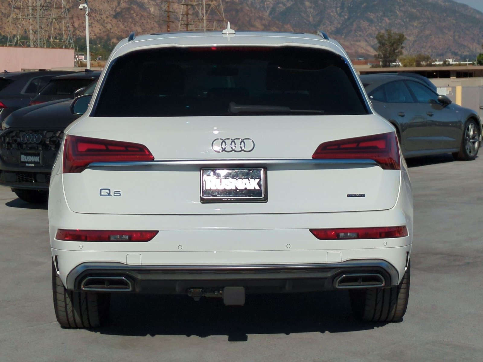 Used 2021 Audi Q5 e Premium Plus w/ Premium Plus Package AWD/4WD image 5