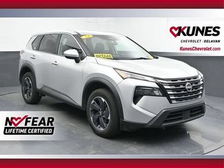Used 2024 Nissan Rogue SV AWD/4WD video 1