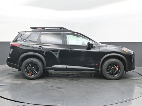New 2026 Nissan Rogue SV image 8