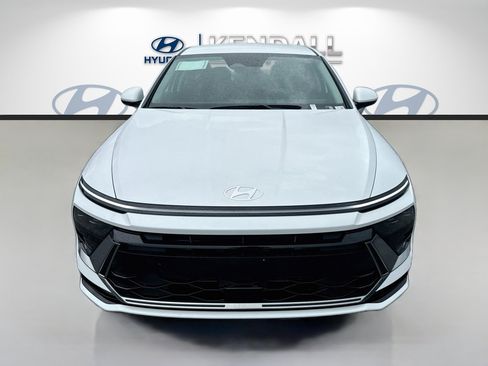 New 2026 Hyundai Sonata SEL FWD image 2