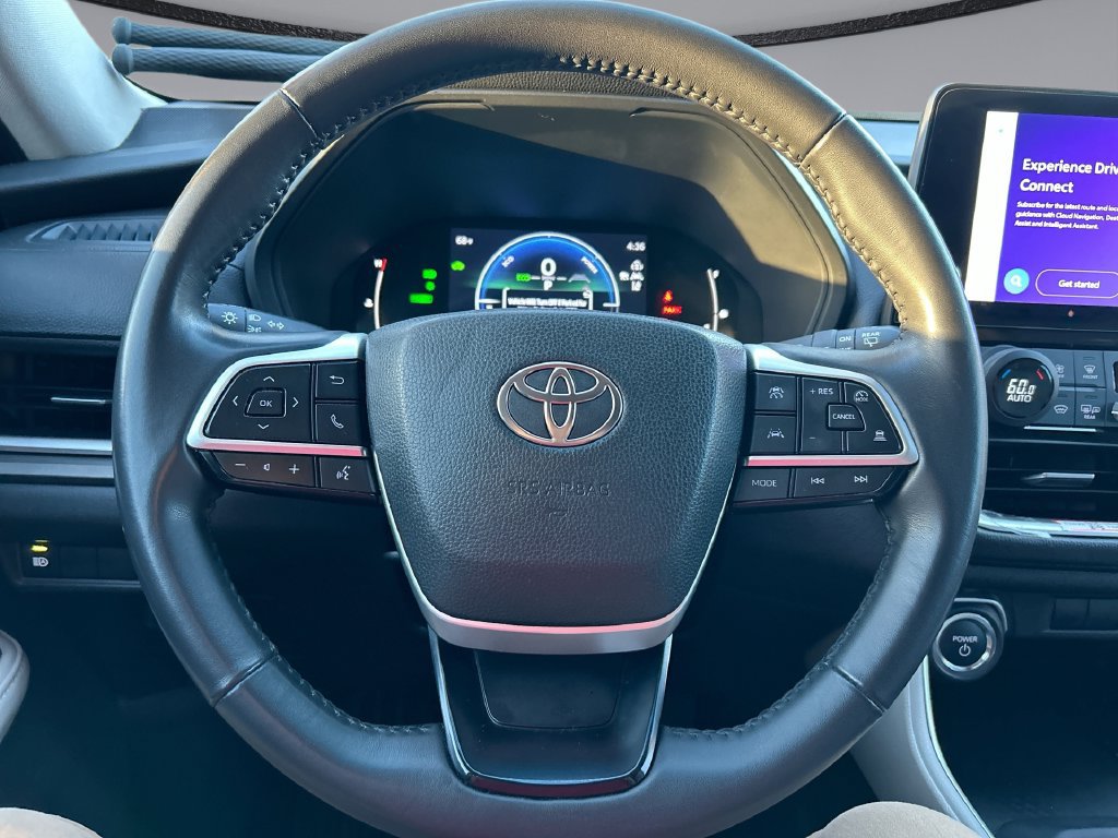 Used 2025 Toyota Grand Highlander AWD Hybrid image 15