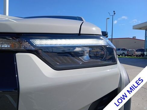 Used 2026 Chevrolet Colorado ZR2 w/ Technology Package image 4