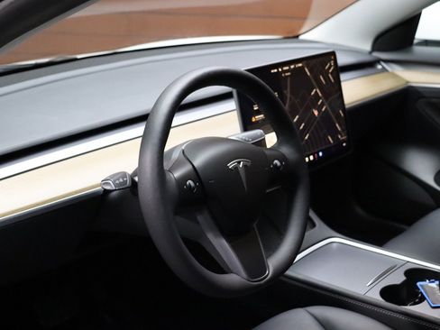 Used 2023 Tesla Model 3 Standard Range RWD image 35