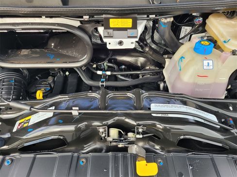Used 2025 RAM ProMaster 2500 w/ Storage Group image 24
