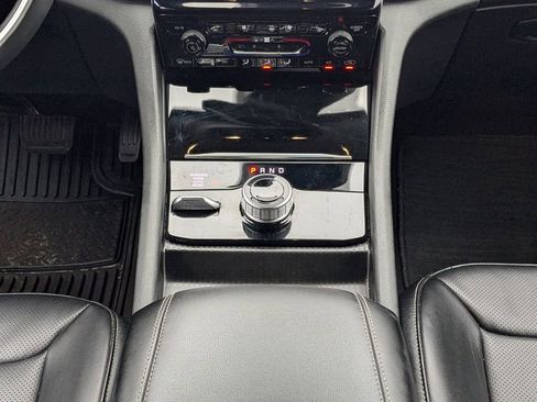 Used 2024 Jeep Grand Cherokee Limited w/ Luxury Tech Group II image 21