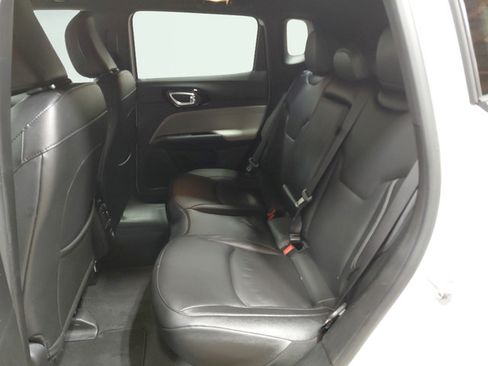 Used 2025 Jeep Compass Limited AWD/4WD image 18