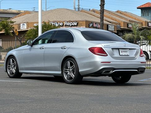 Used 2020 Mercedes-Benz E 350 Sedan image 3