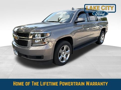 Used 2017 Chevrolet Suburban LS w/ All-Season Package AWD/4WD image 2