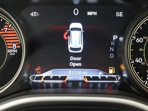 Used 2018 Jeep Cherokee Overland AWD/4WD image 27
