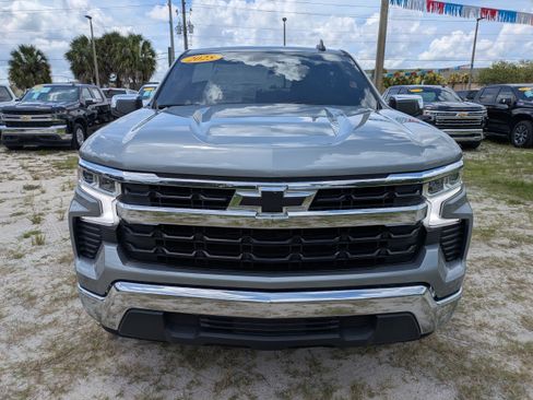 Used 2025 Chevrolet Silverado 1500 LT RWD image 9