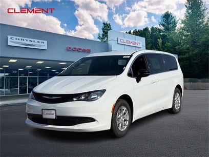 New 2026 Chrysler Voyager LX
