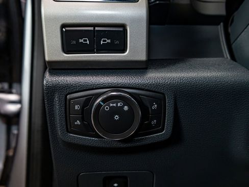 Used 2022 Ford F250 Lariat w/ Tremor Off-Road Package image 16