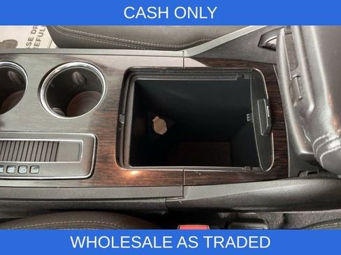 Used 2017 Chevrolet Traverse LT w/ Style and Technology Package image 26