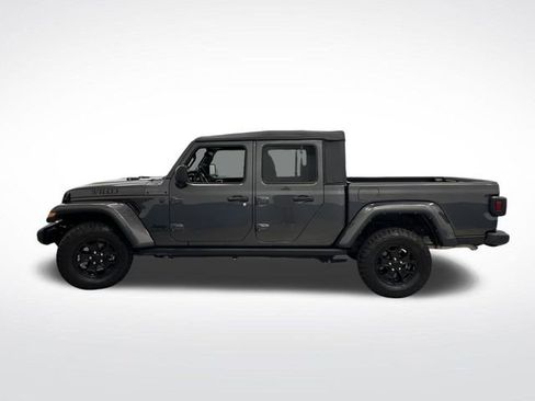 Used 2022 Jeep Gladiator Willys image 10