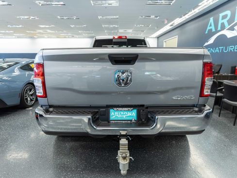 Used 2024 RAM 3500 Tradesman w/ Chrome Appearance Group AWD/4WD image 7