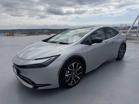 Certified 2024 Toyota Prius Prime FWD image 7