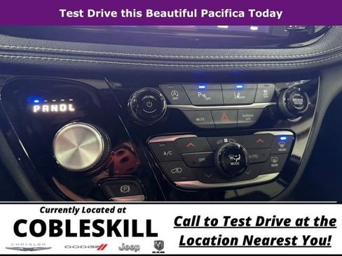 New 2026 Chrysler Pacifica Select image 26