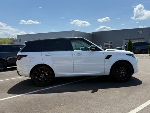 Used 2022 Land Rover Range Rover Sport HST image 6