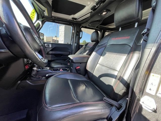 Used 2018 Jeep Wrangler Unlimited Rubicon w/ Dual Top Group AWD/4WD image 11